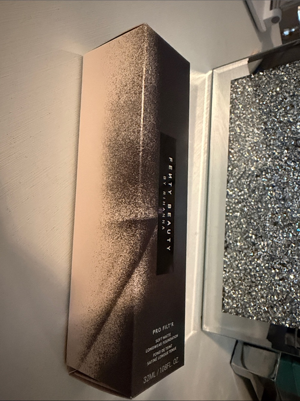 ✨Fenty Beauty✨ PRO FILT'R SOFT MATTE LONGWEAR FOUNDATION - Picture 2 of 5